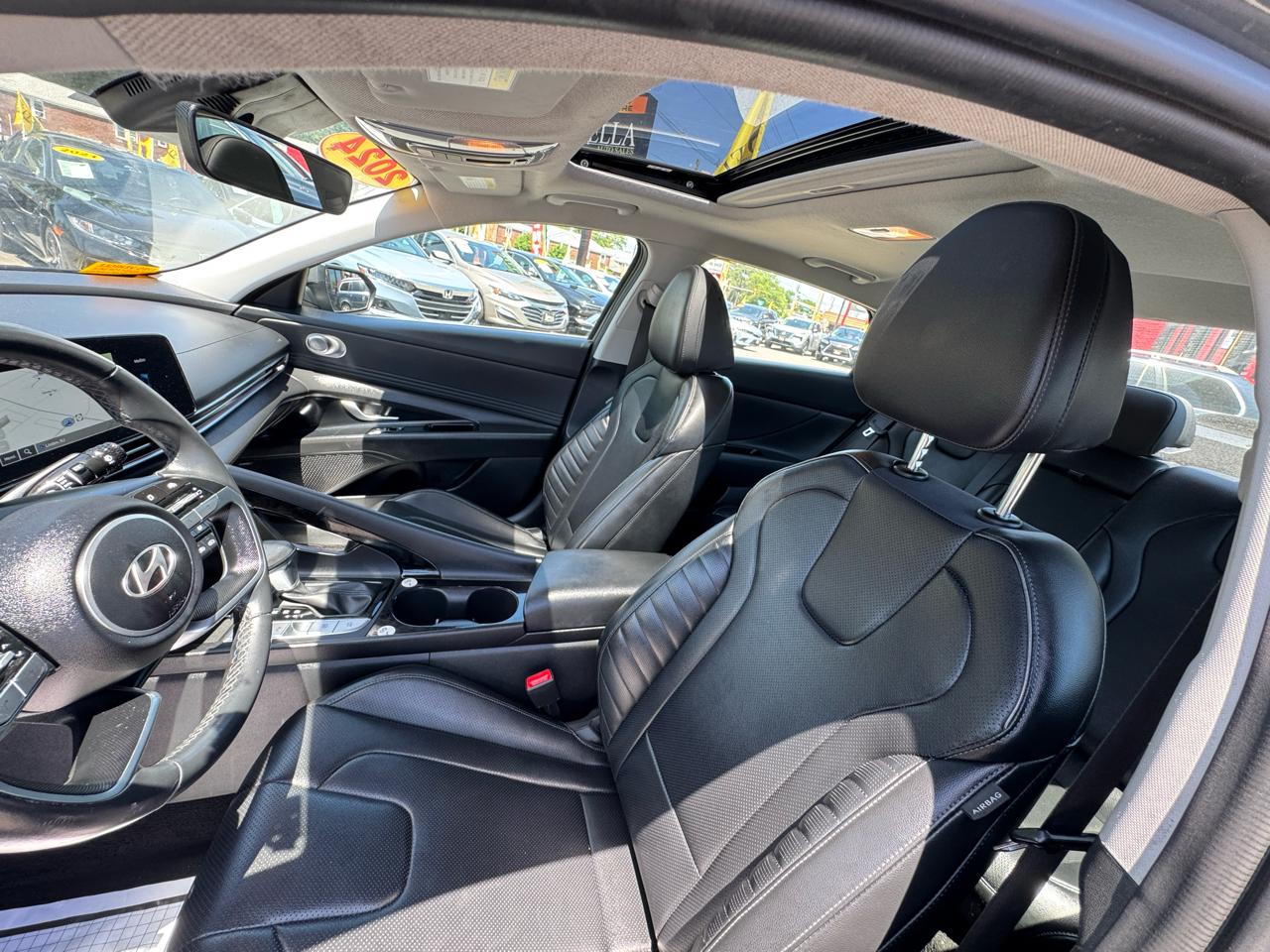 Hyundai Elantra Limited 2024