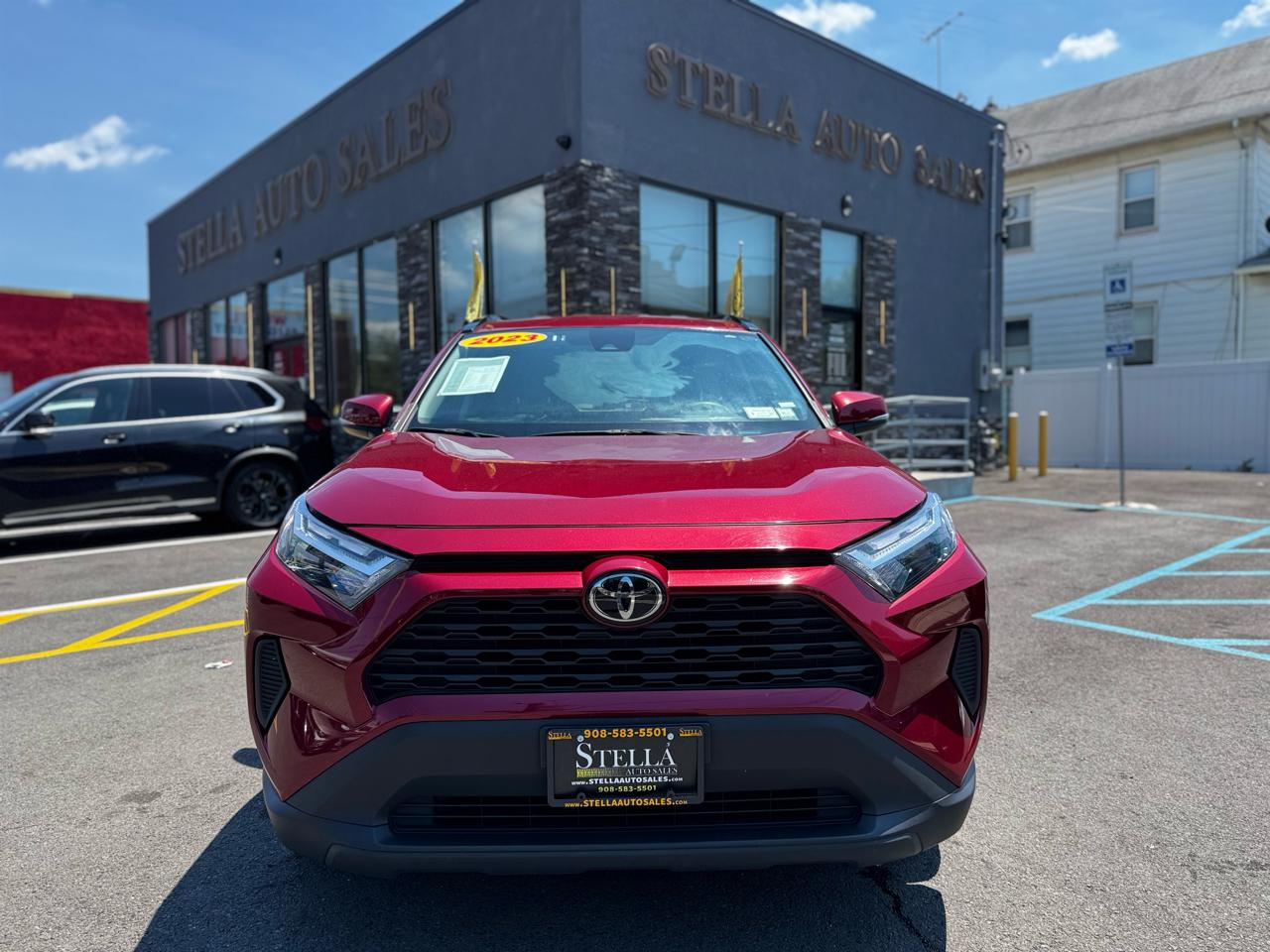 Toyota RAV4 XLE 2023