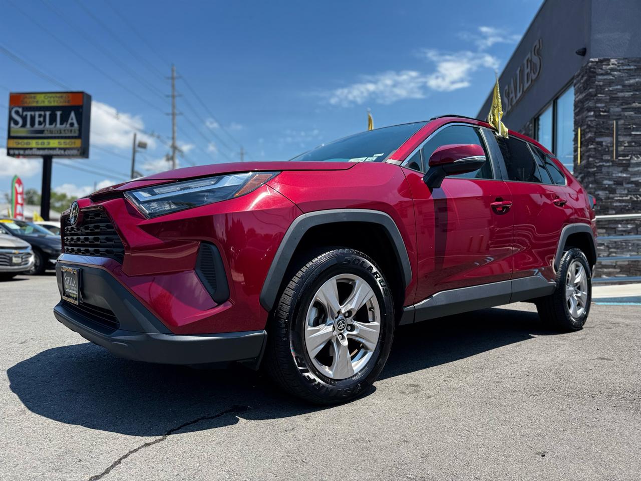 Toyota RAV4 XLE 2023