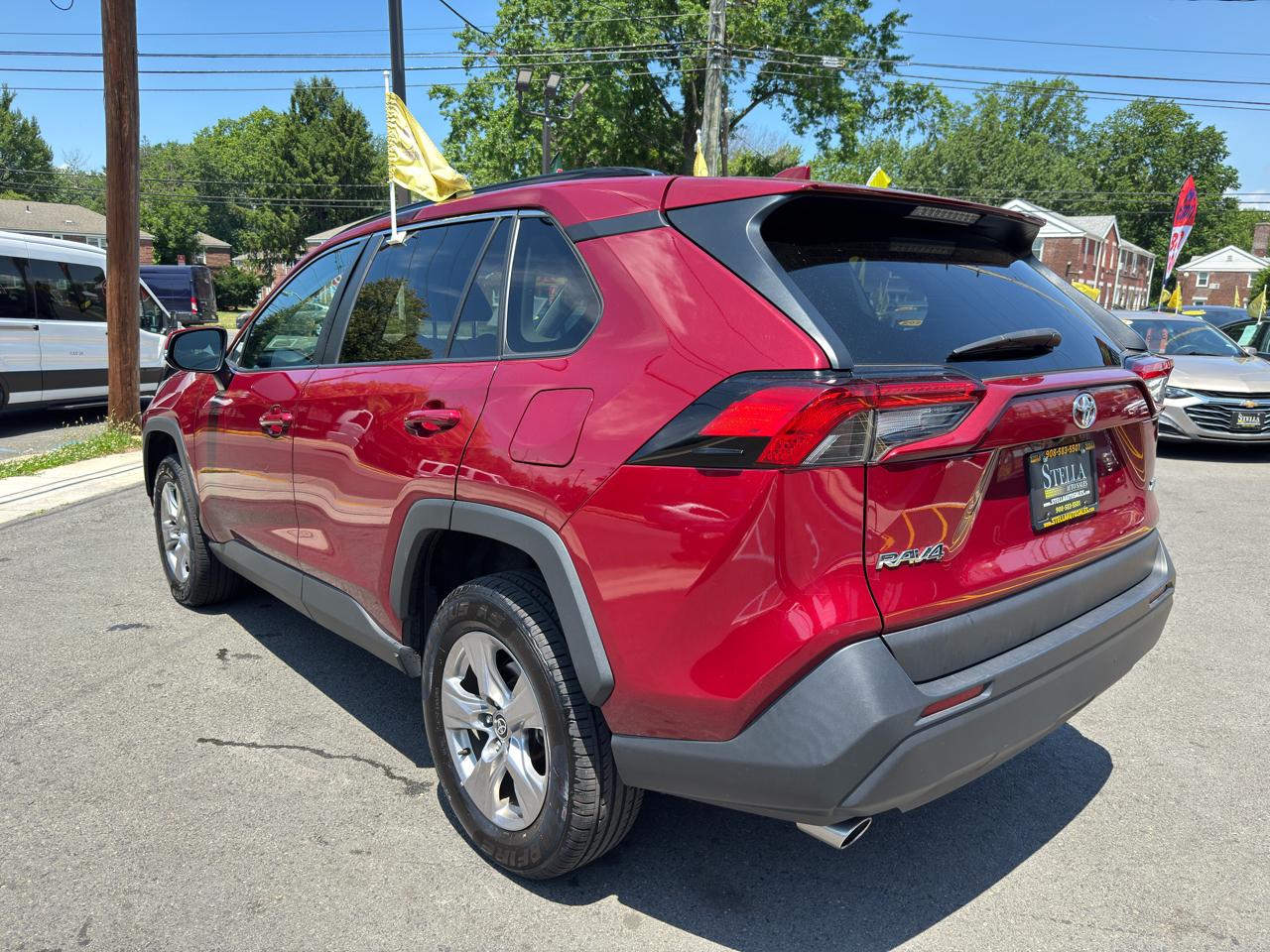 Toyota RAV4 XLE 2023