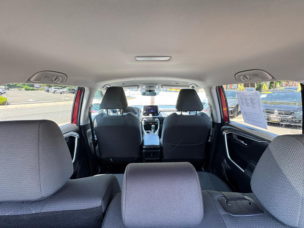 Toyota RAV4 XLE 2023