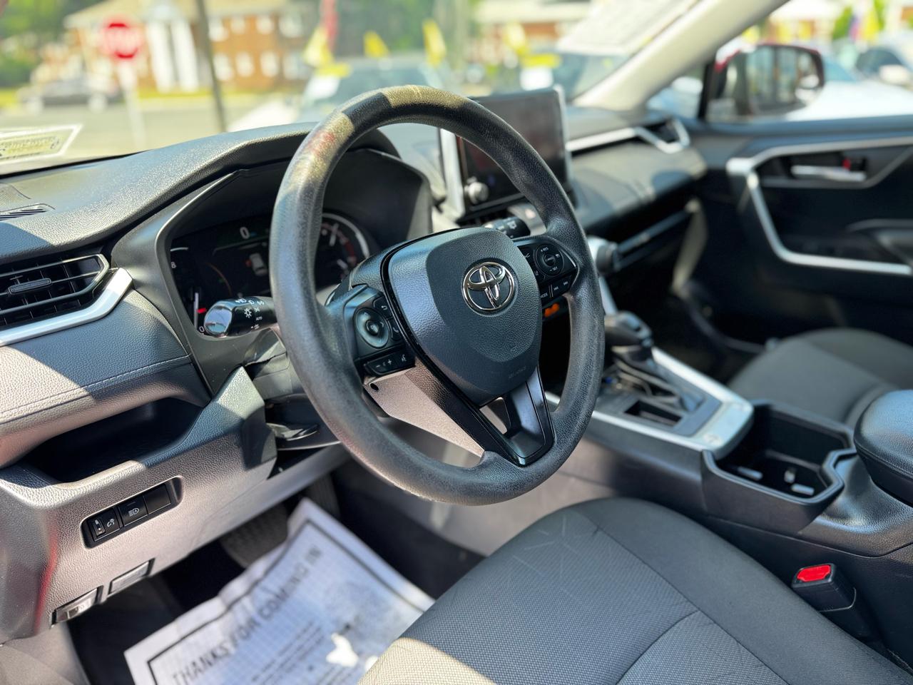 Toyota RAV4 XLE 2023