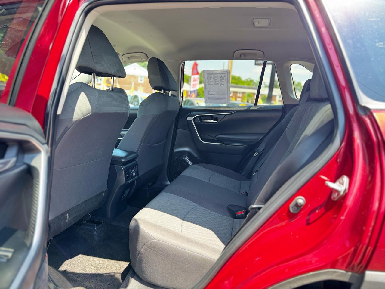 Toyota RAV4 XLE 2023