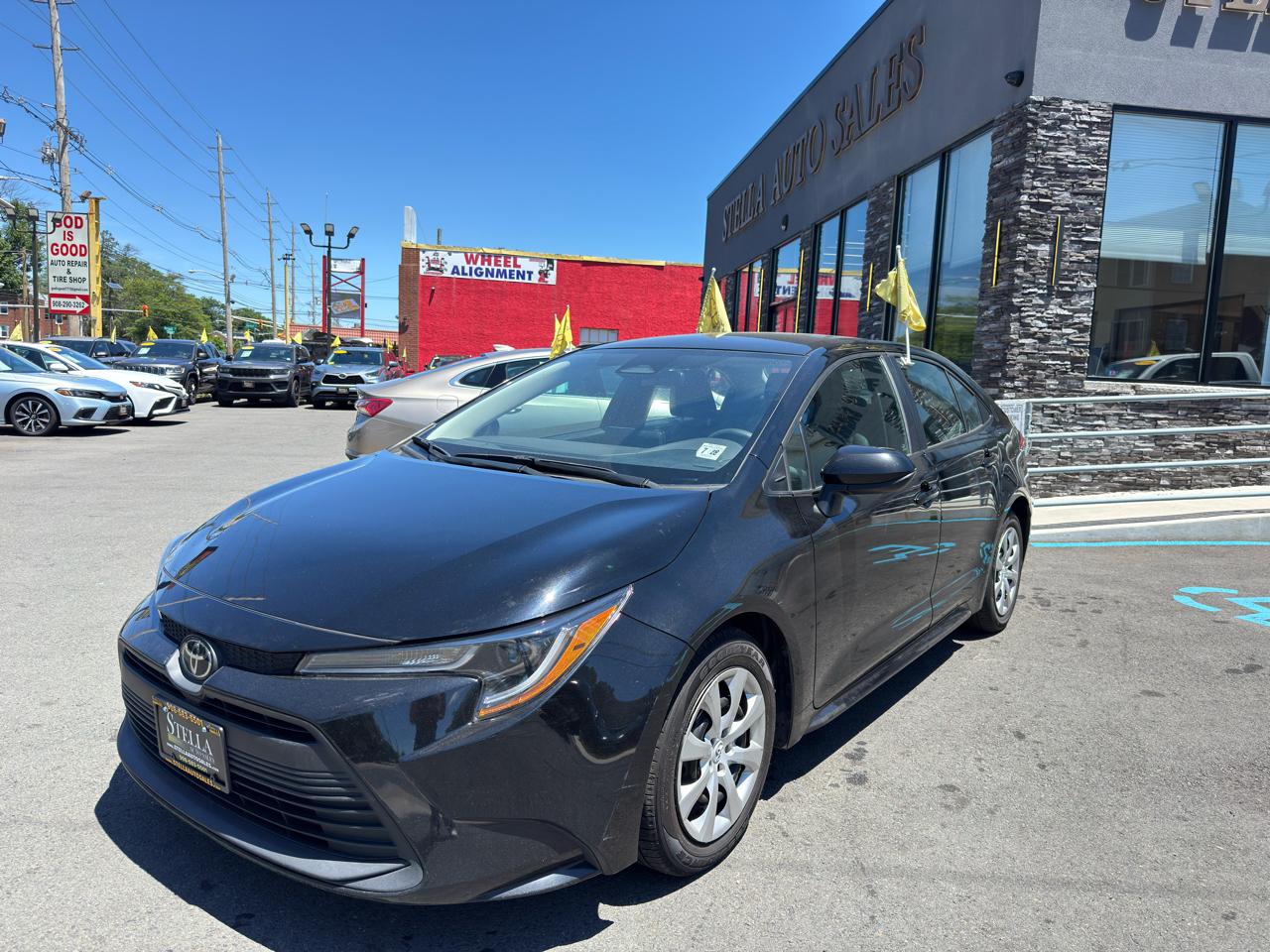 Toyota Corolla LE 2023