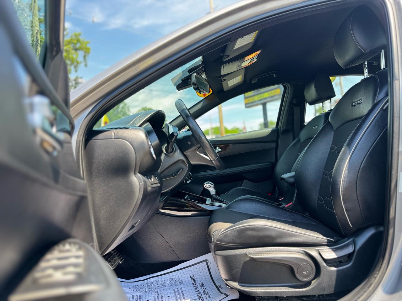 Kia Forte GT Line 2024