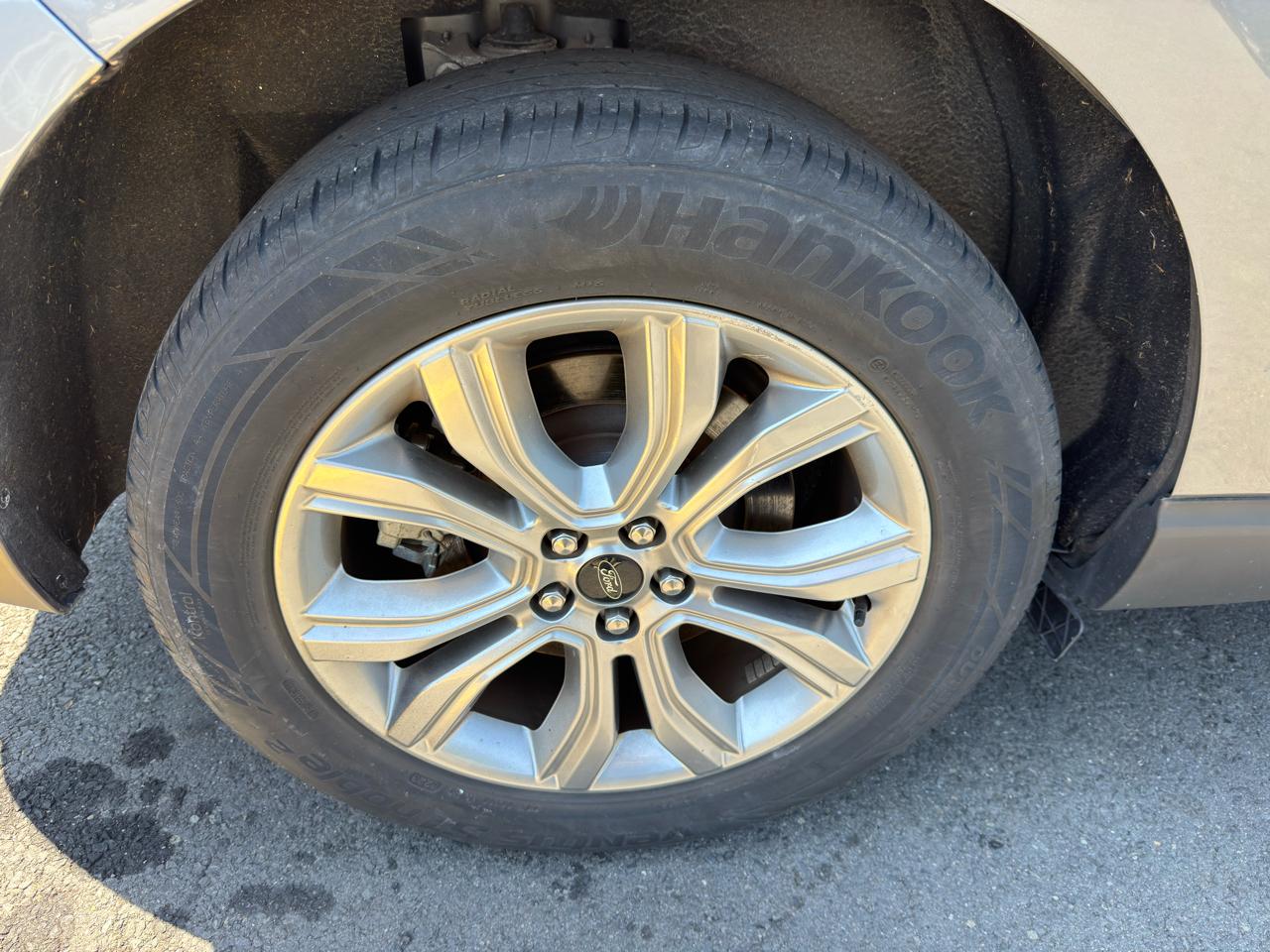 Ford Edge Titanium 2024