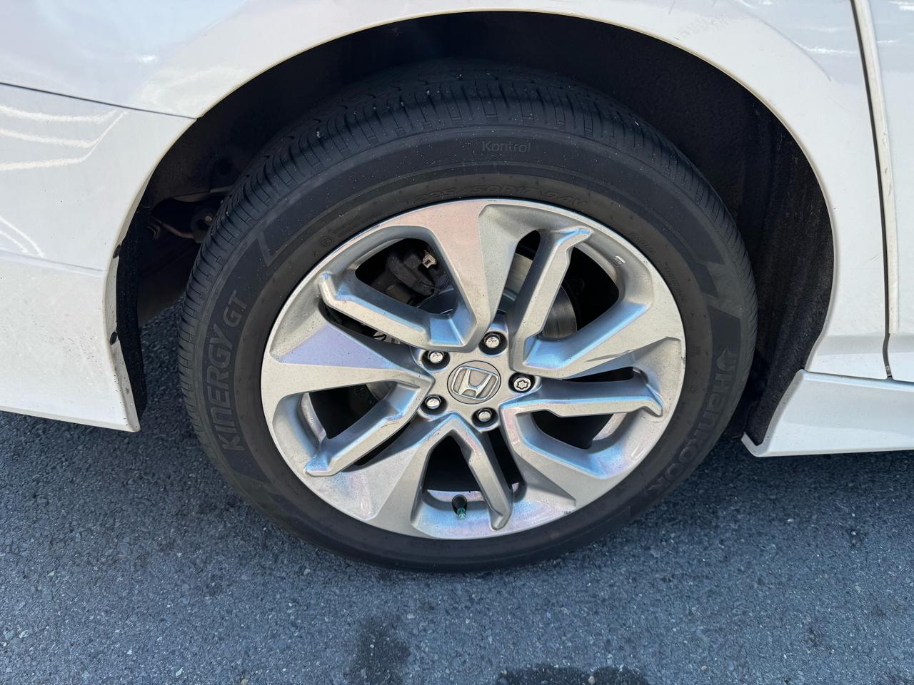 Honda Accord LX CVT 2019