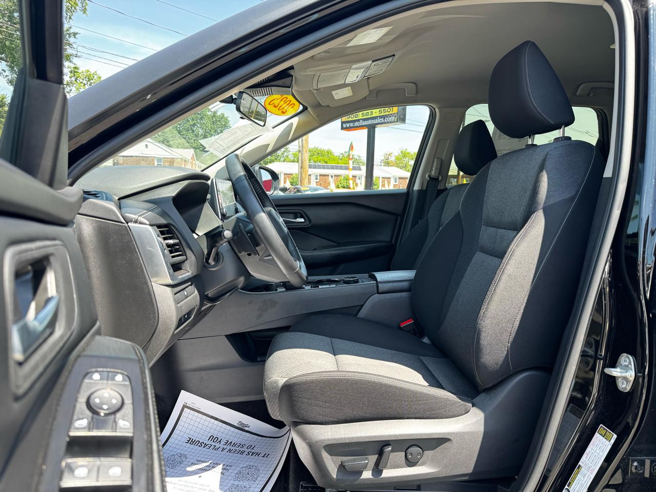 Nissan Rogue SV AWD 2025