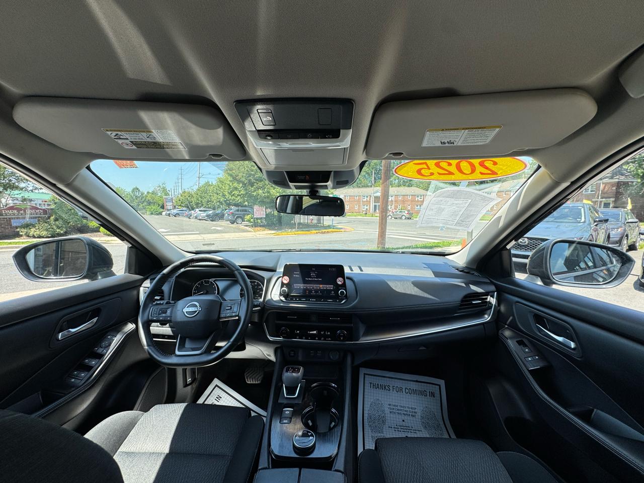 Nissan Rogue SV AWD 2025