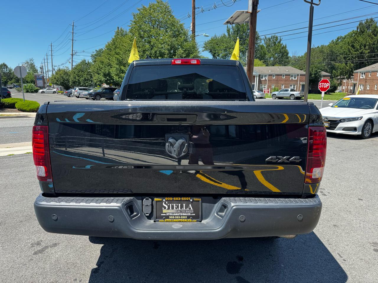RAM 1500 Classic Warlock 4x4 Crew Cab 5'7" Box 2022