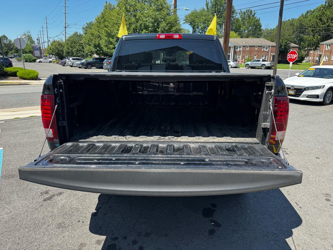RAM 1500 Classic Warlock 4x4 Crew Cab 5'7" Box 2022