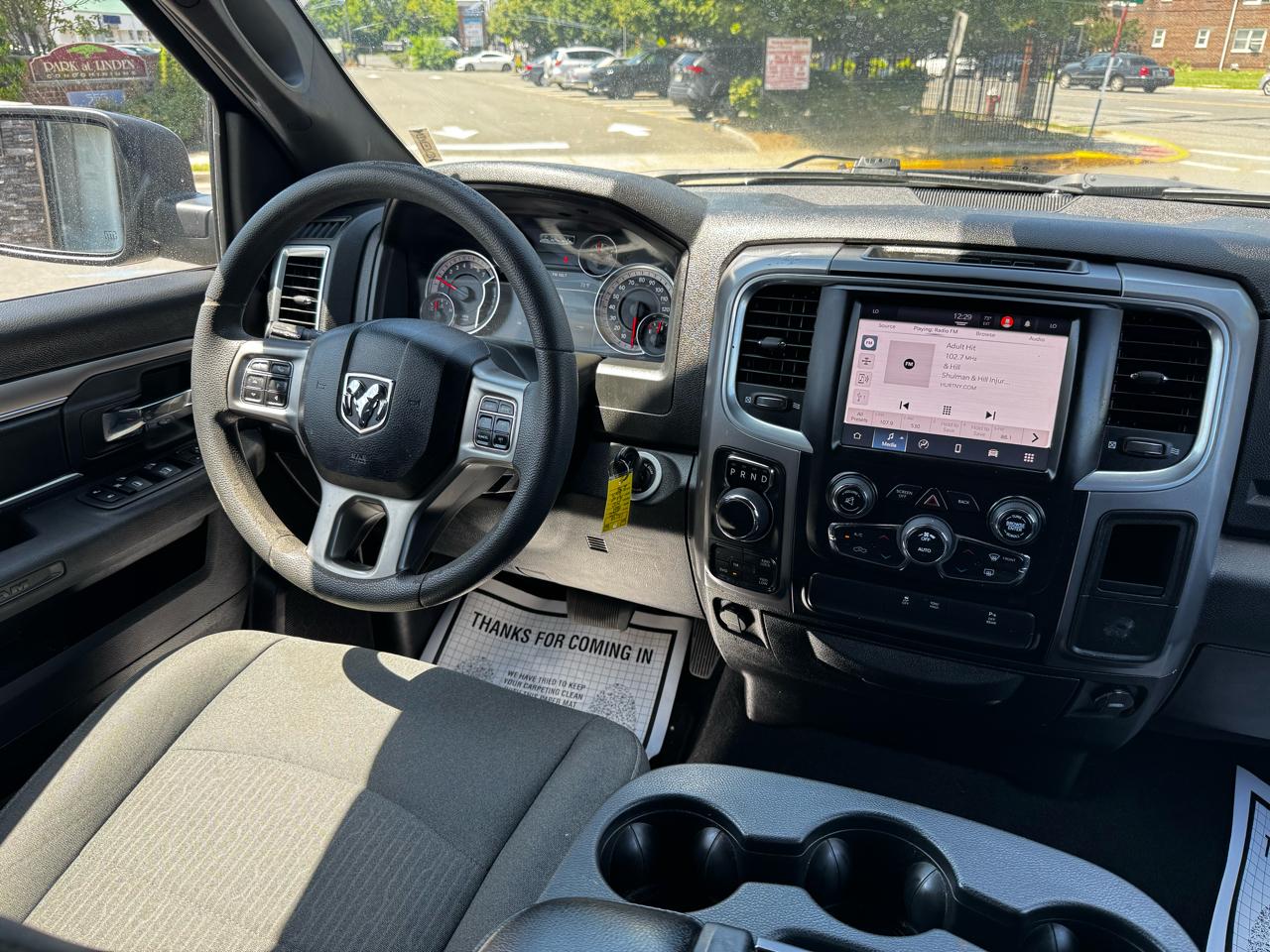 RAM 1500 Classic Warlock 4x4 Crew Cab 5'7" Box 2022