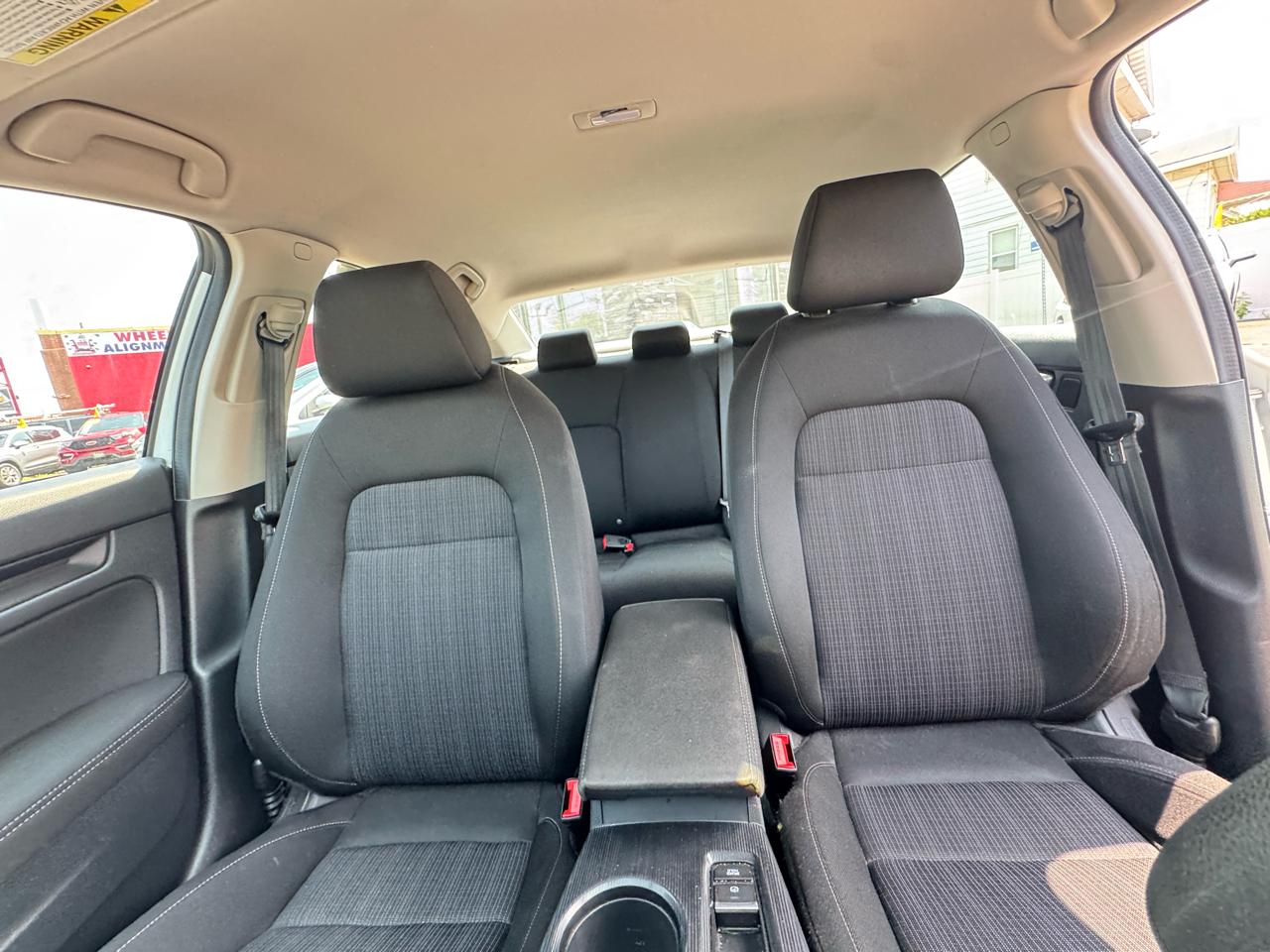 Honda Civic LX Sedan CVT 2023