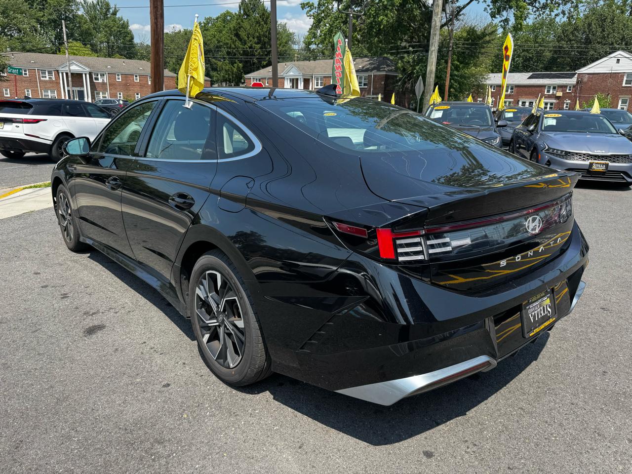 Hyundai Sonata SEL 2024