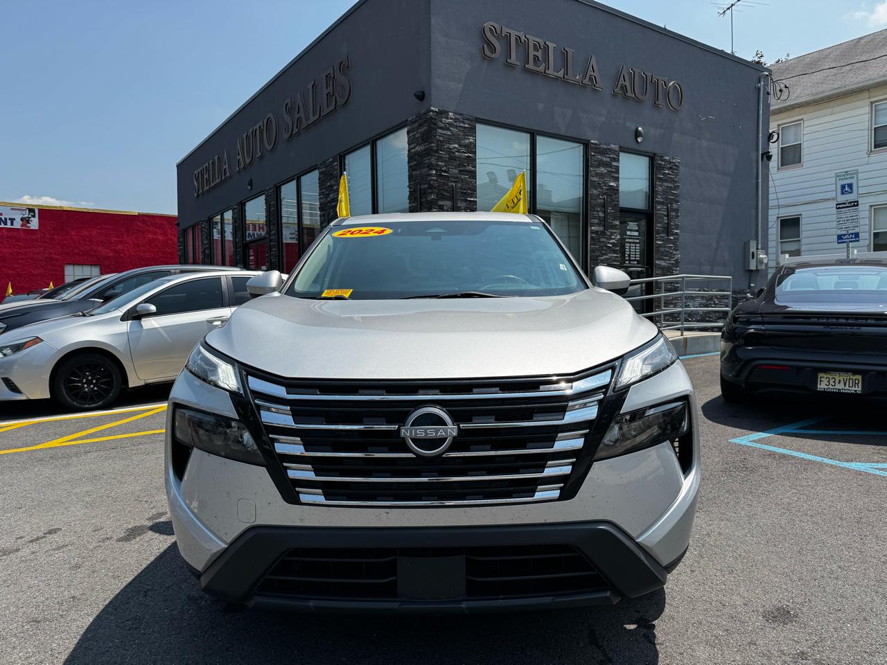 2024 Nissan Rogue SV