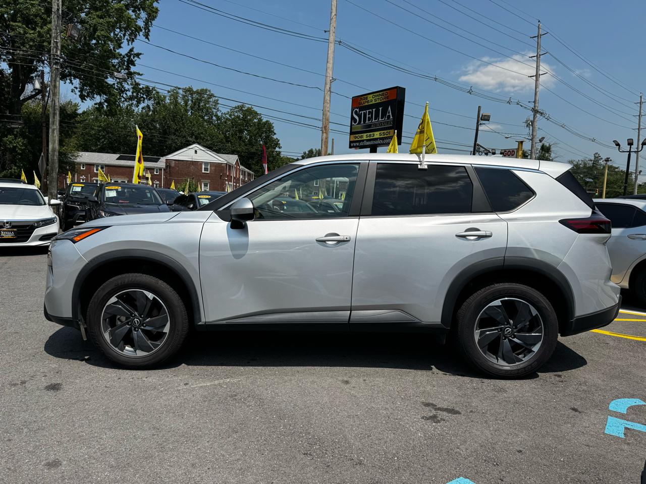 Nissan Rogue SV 2024