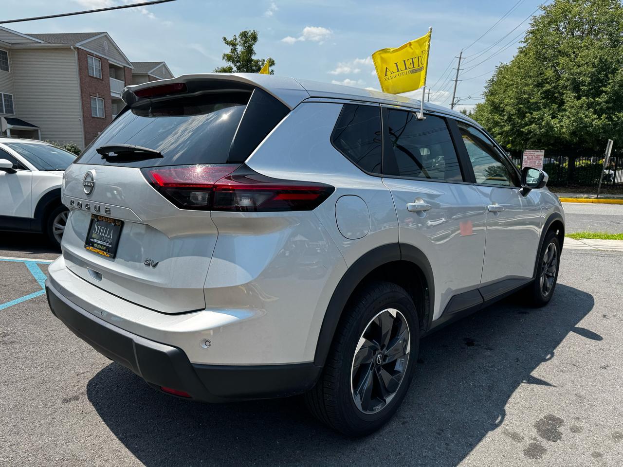 Nissan Rogue SV 2024