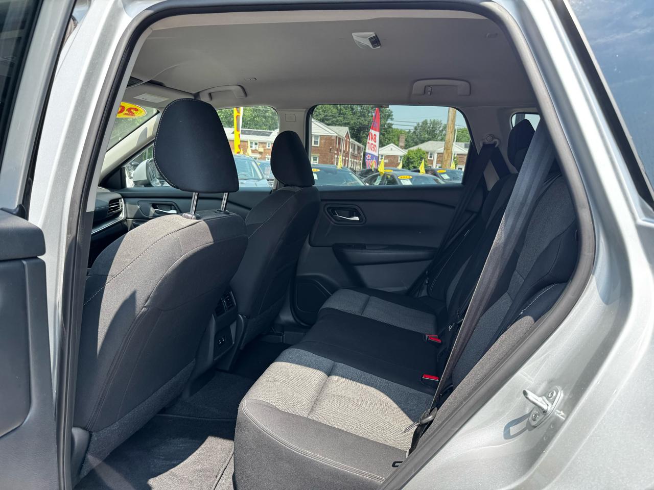 Nissan Rogue SV 2024