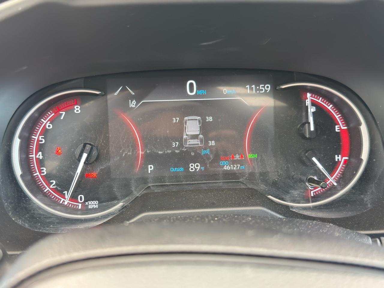 Toyota RAV4 XLE 2025