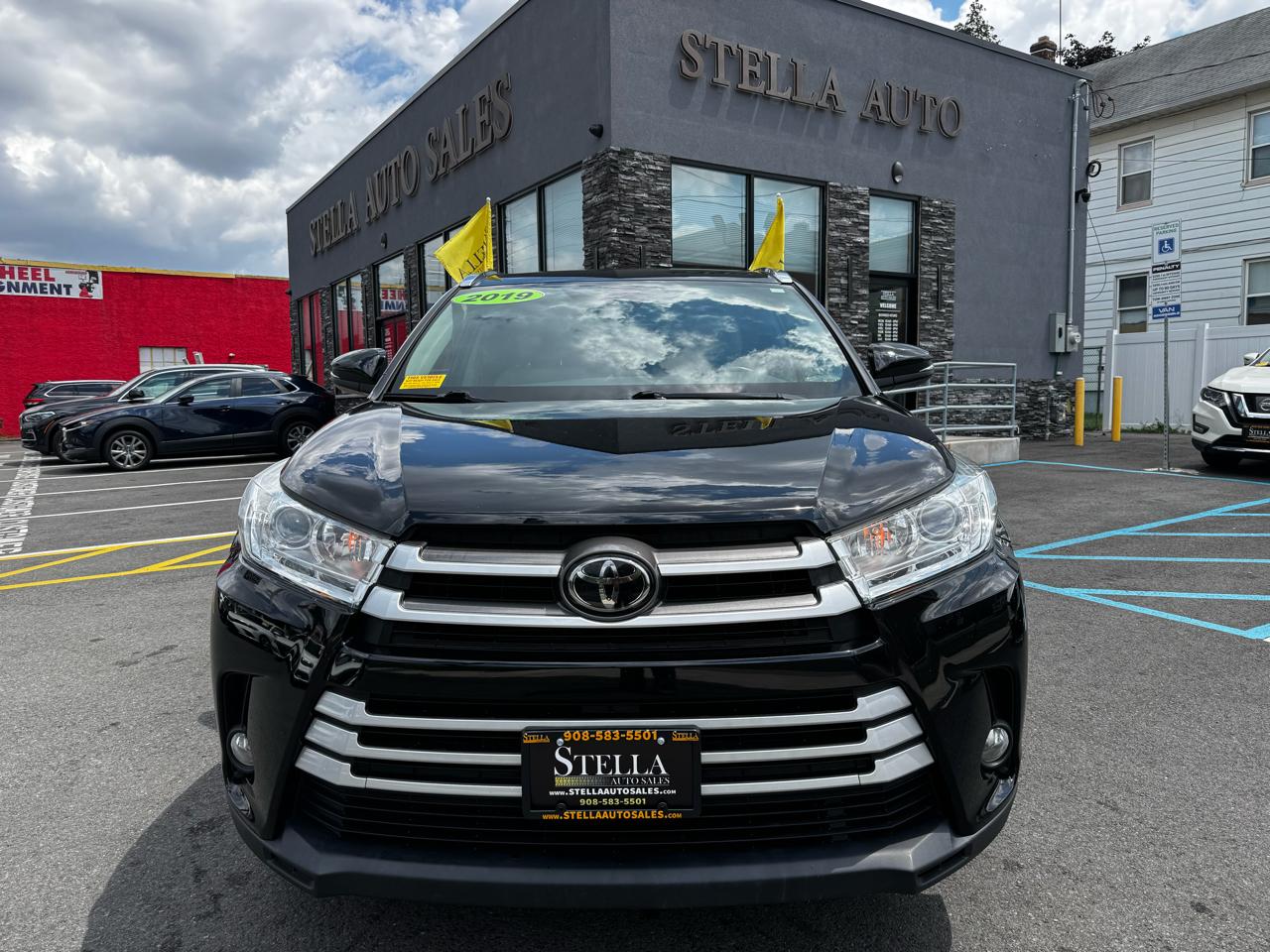 Toyota Highlander XLE AWD V6 2019