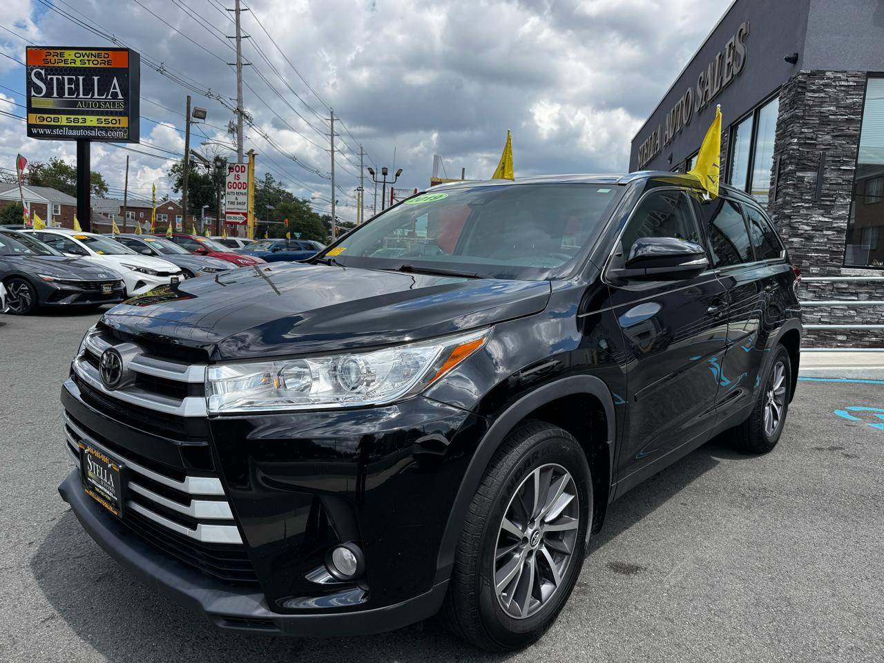Toyota Highlander XLE AWD V6 2019