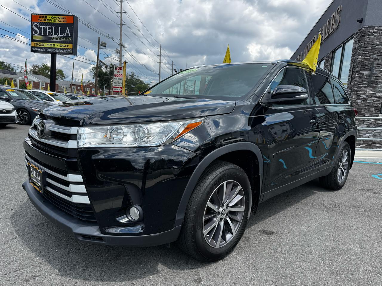 Toyota Highlander XLE AWD V6 2019
