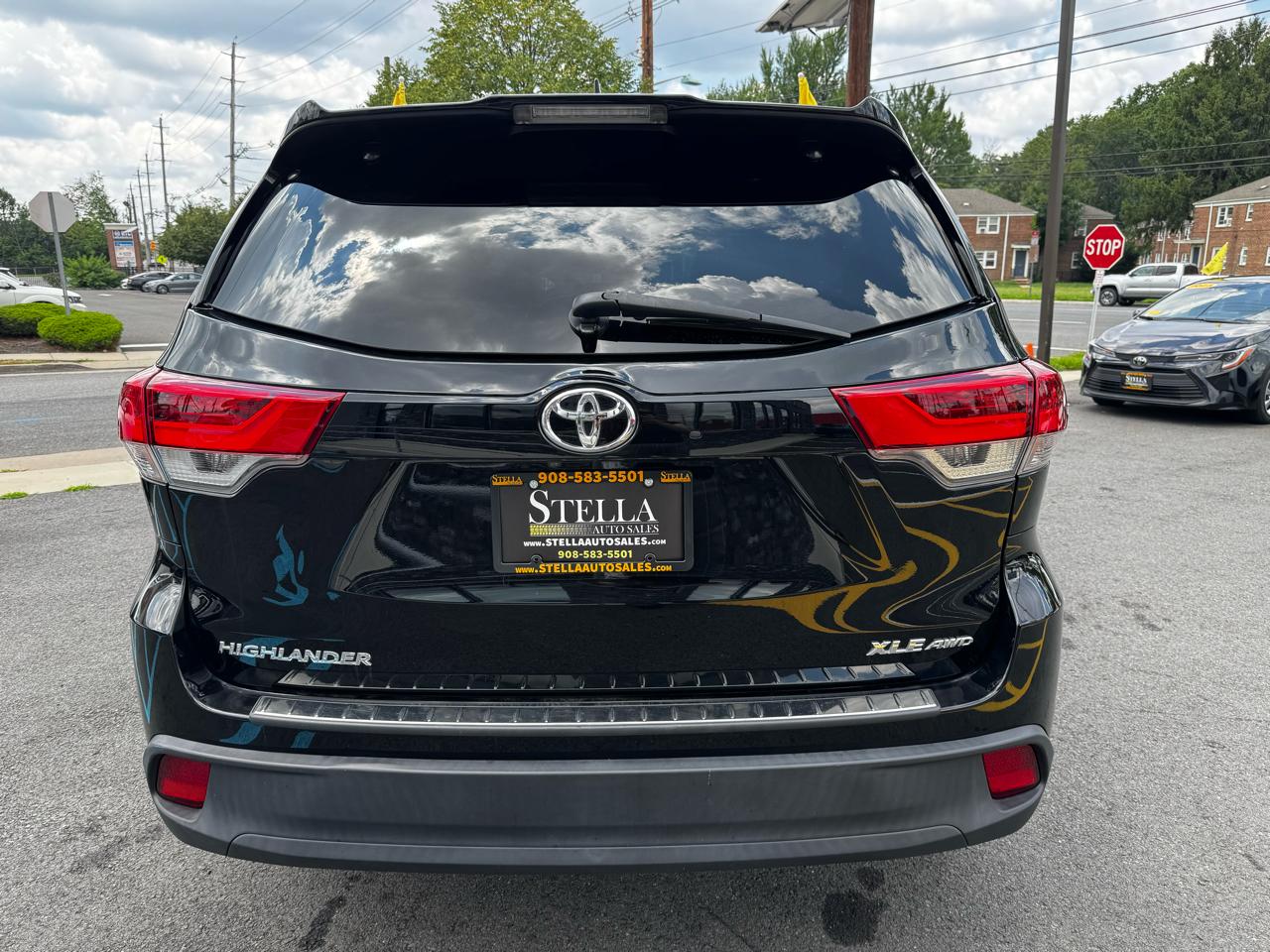 Toyota Highlander XLE AWD V6 2019