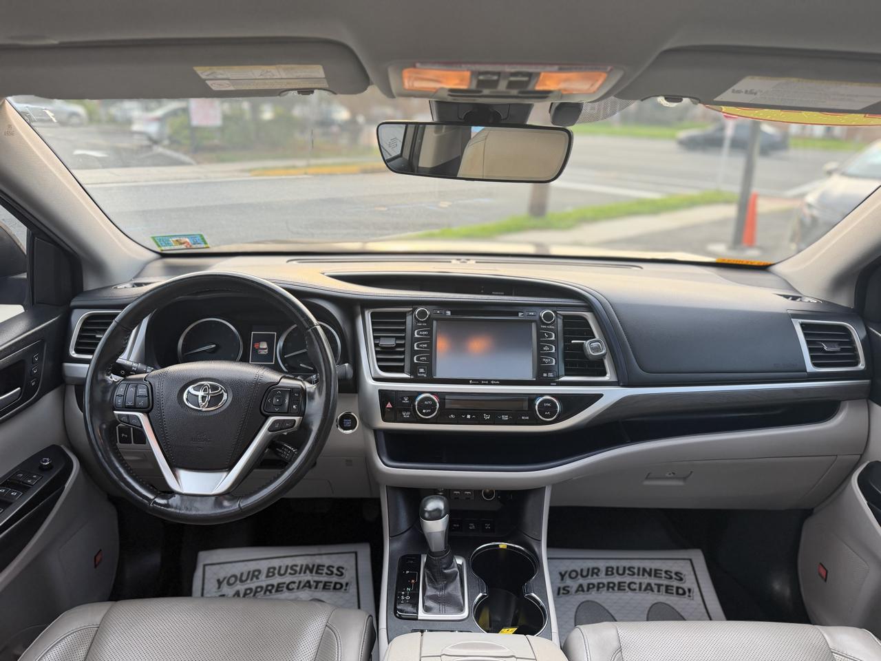 Toyota Highlander Limited AWD V6 2019