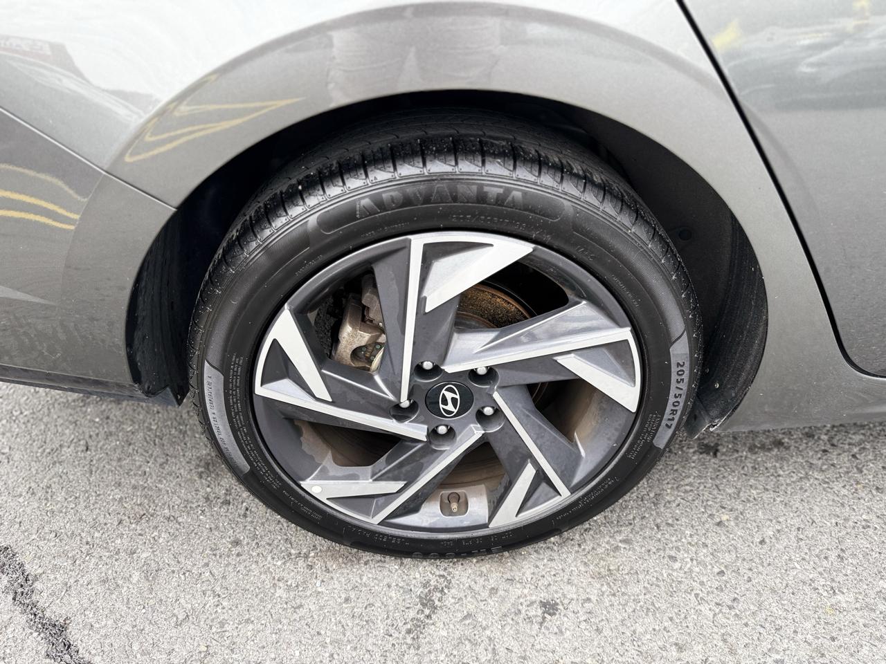 Hyundai Elantra Limited 2024