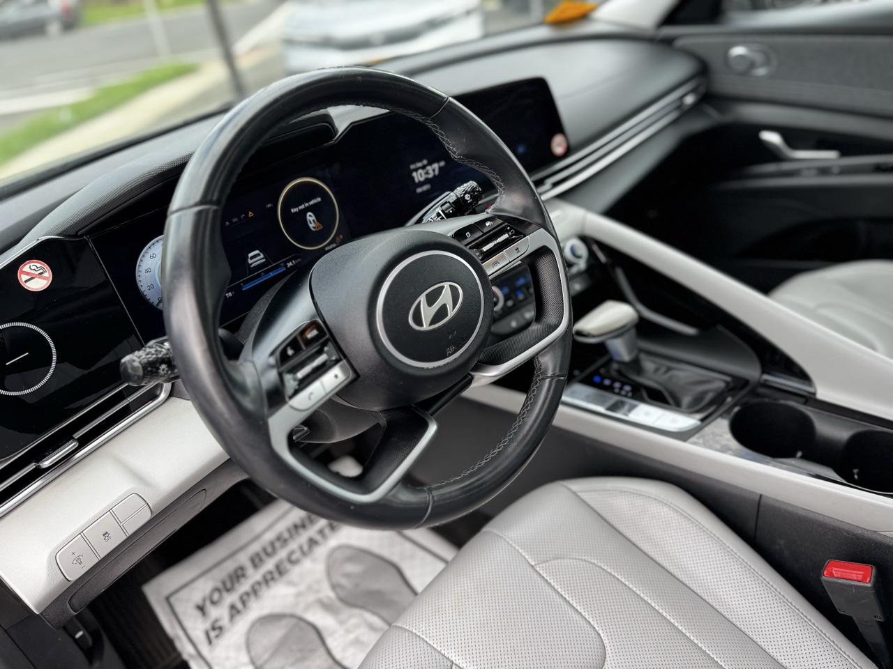 Hyundai Elantra Limited 2024