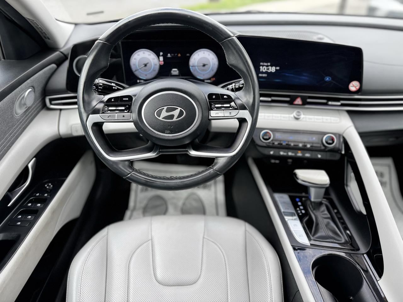 Hyundai Elantra Limited 2024