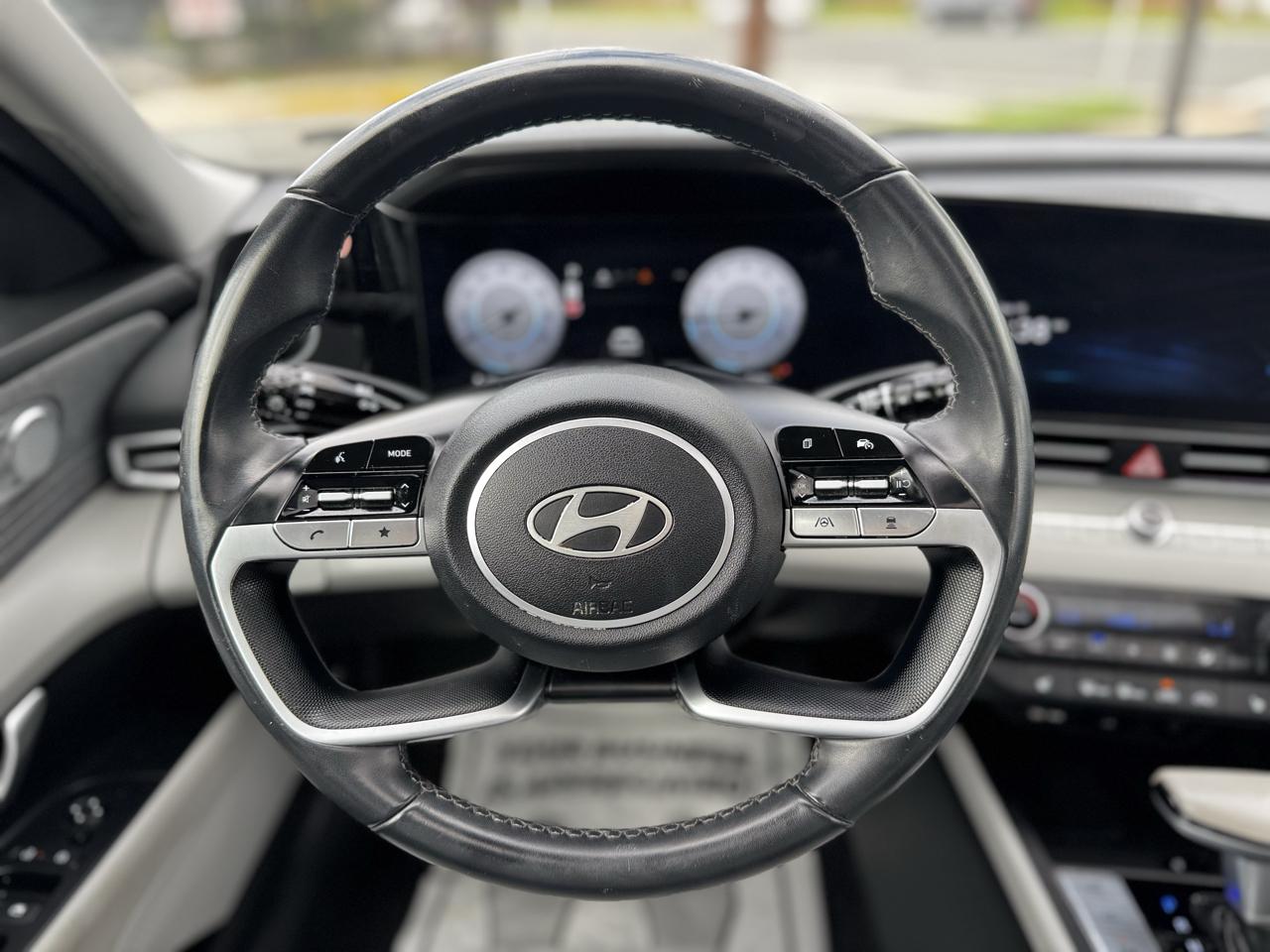 Hyundai Elantra Limited 2024