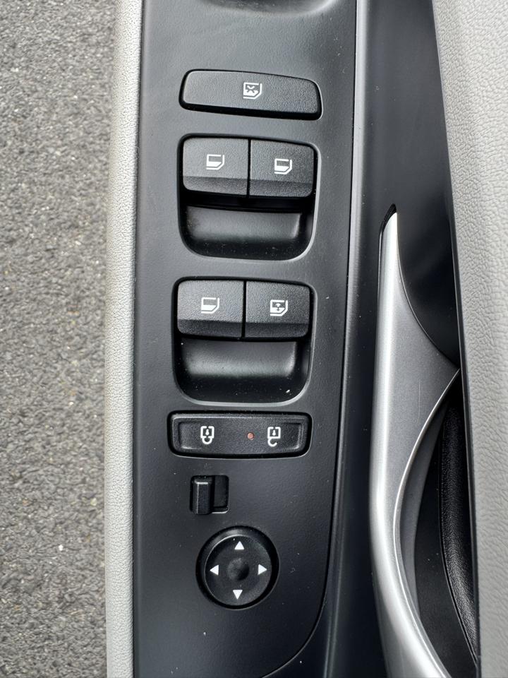 Hyundai Elantra Limited 2024