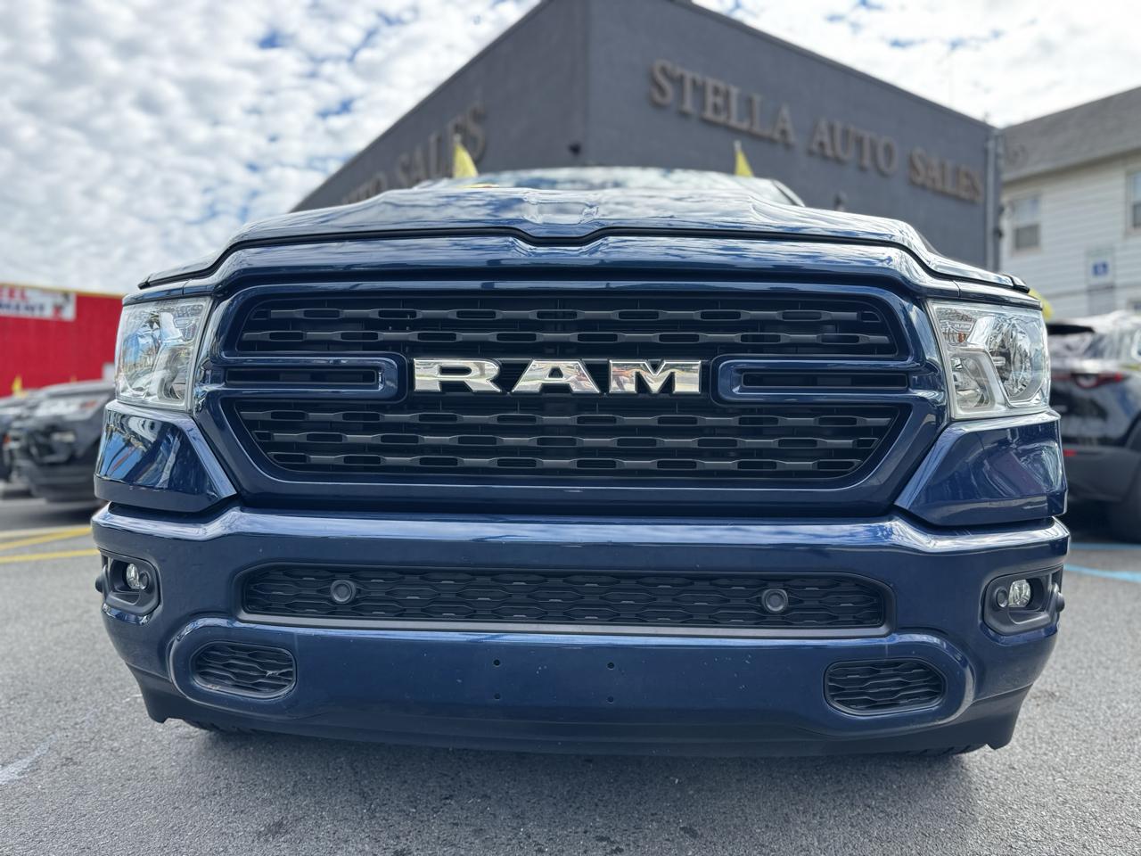 RAM 1500 Big Horn Crew Cab SWB 4WD 2022