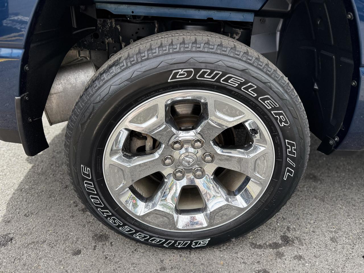 RAM 1500 Big Horn Crew Cab SWB 4WD 2022