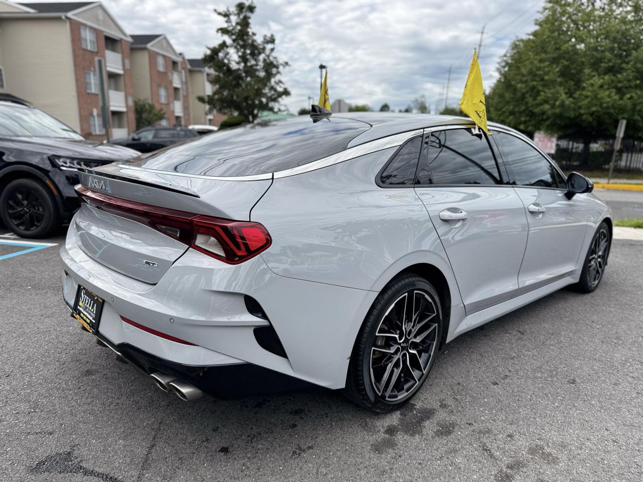 Kia K5 GT 2023