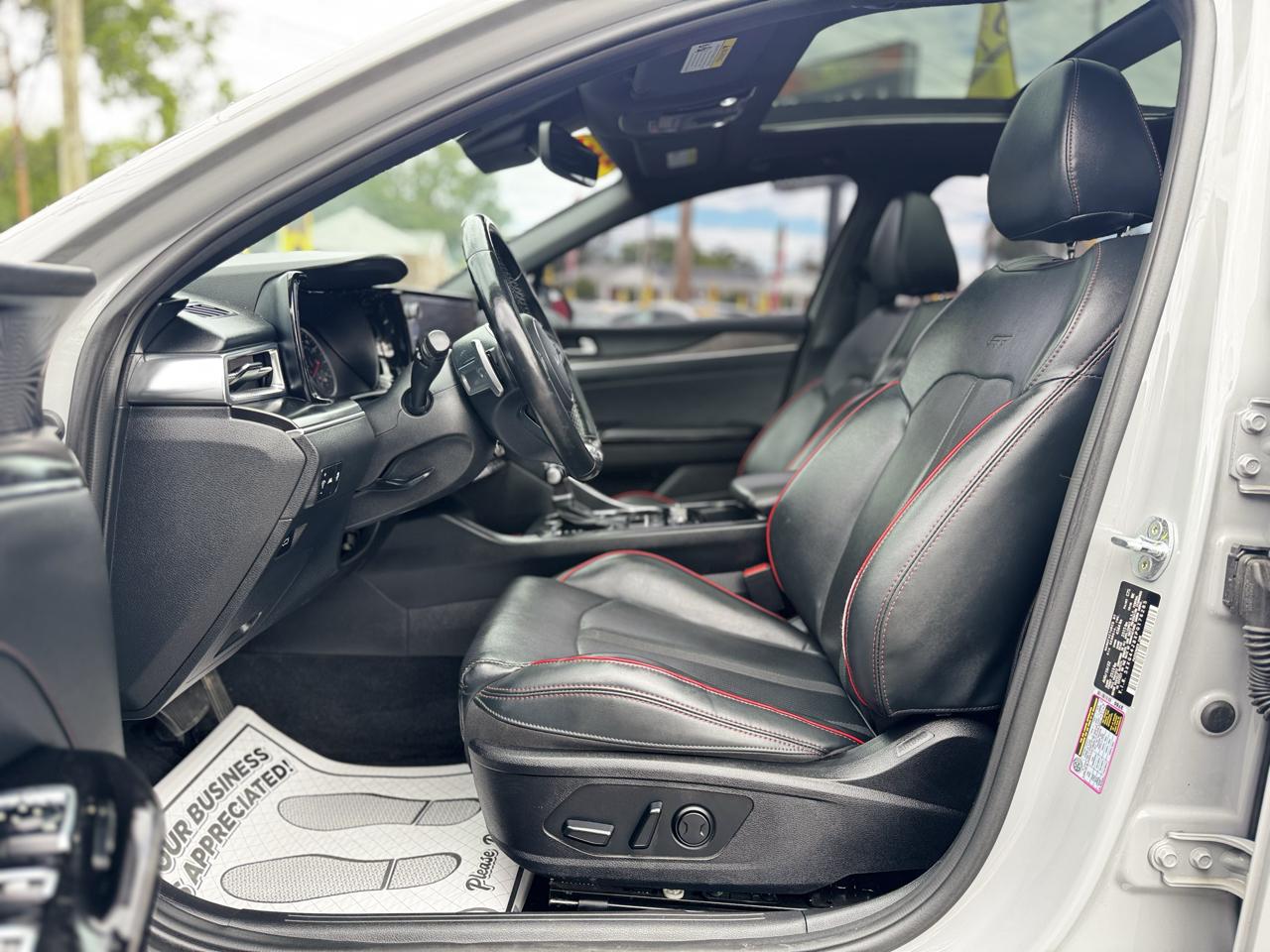 Kia K5 GT 2023
