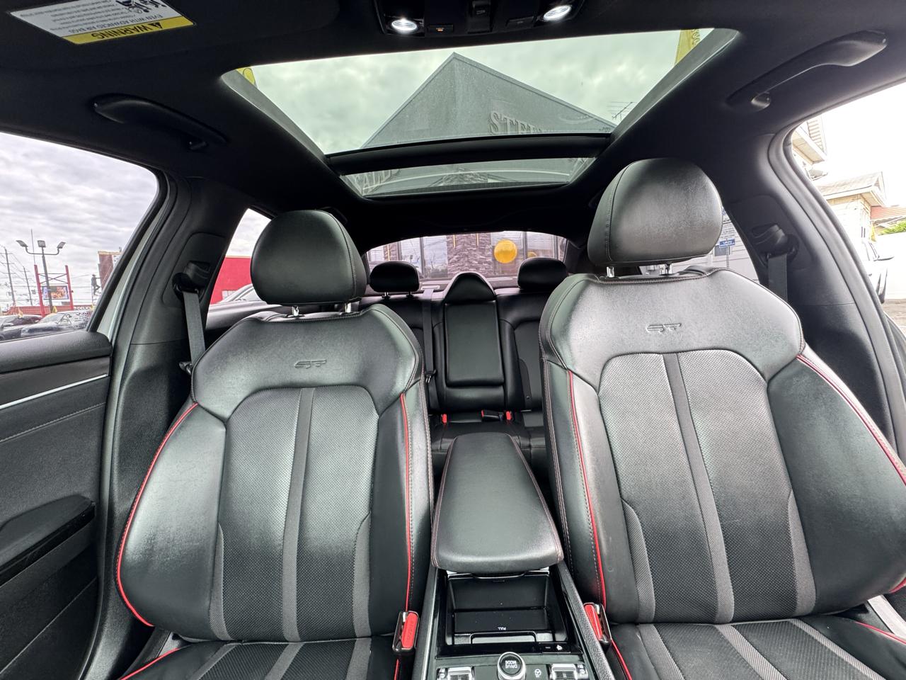 Kia K5 GT 2023