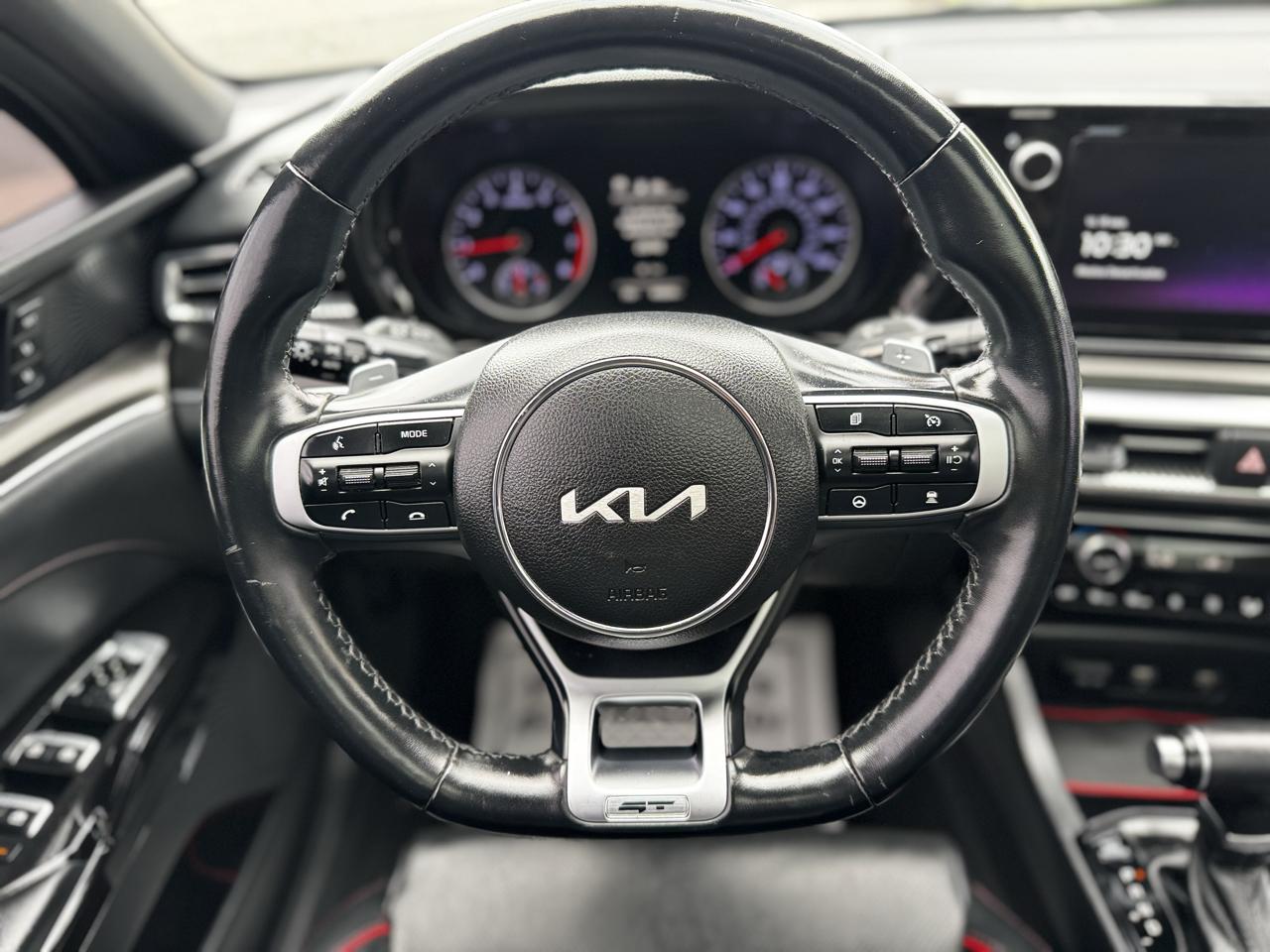 Kia K5 GT 2023