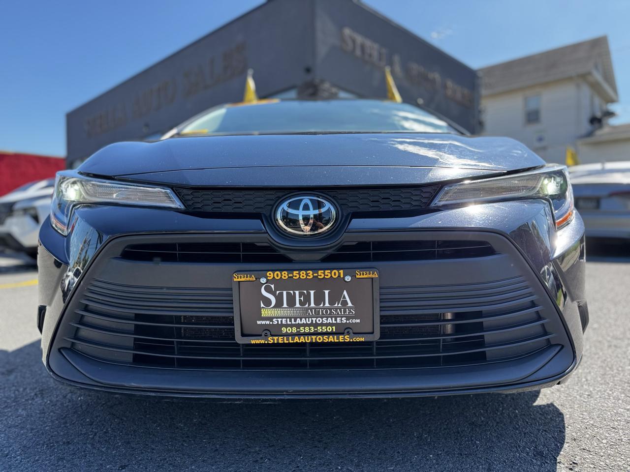 Toyota Corolla LE 2024