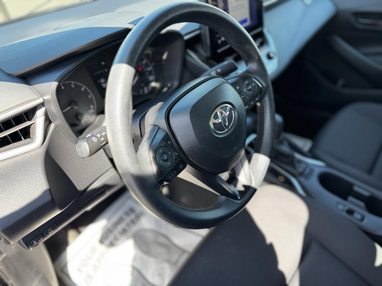 Toyota Corolla LE 2024