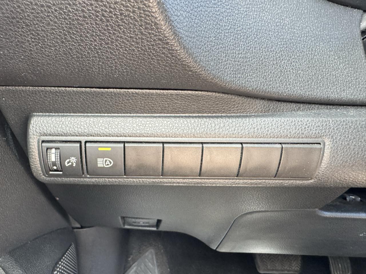 Toyota Corolla LE 2024