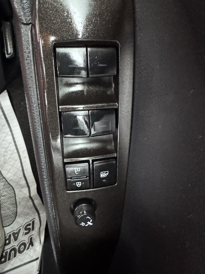 Toyota Camry SE 2024