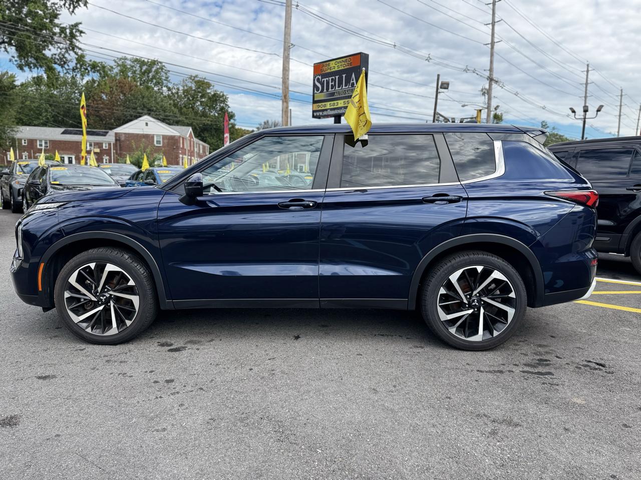 Mitsubishi Outlander SE 2WD 2024