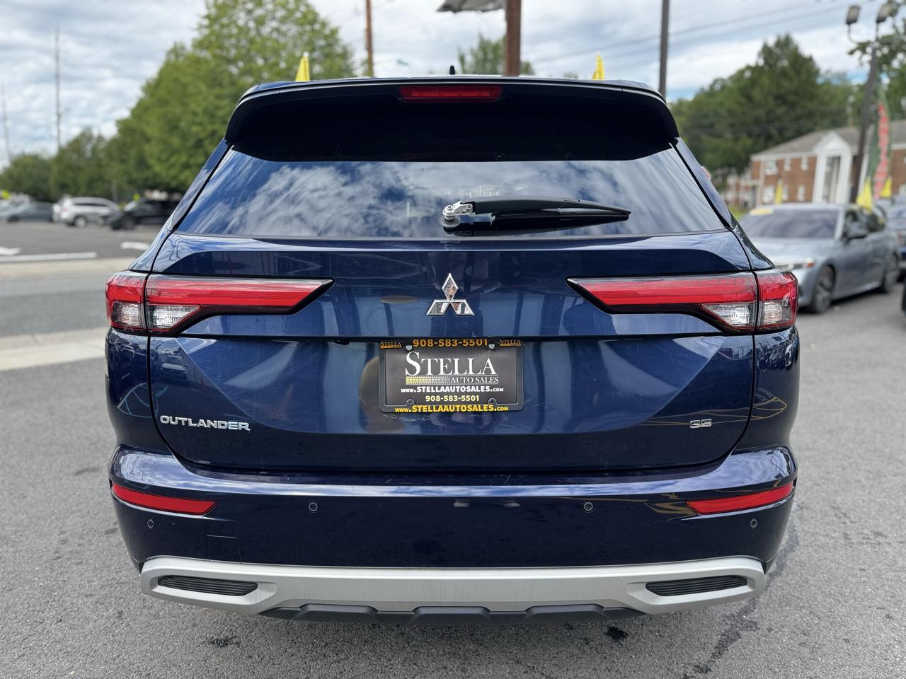 Mitsubishi Outlander SE 2WD 2024