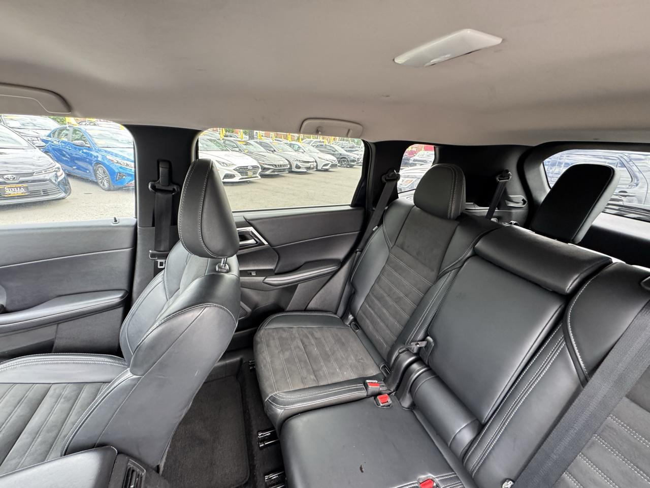 Mitsubishi Outlander SE 2WD 2024