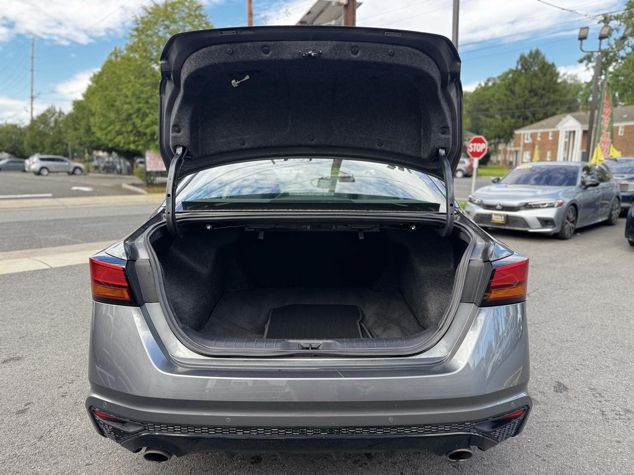 Nissan Altima 2.5 SR 2025