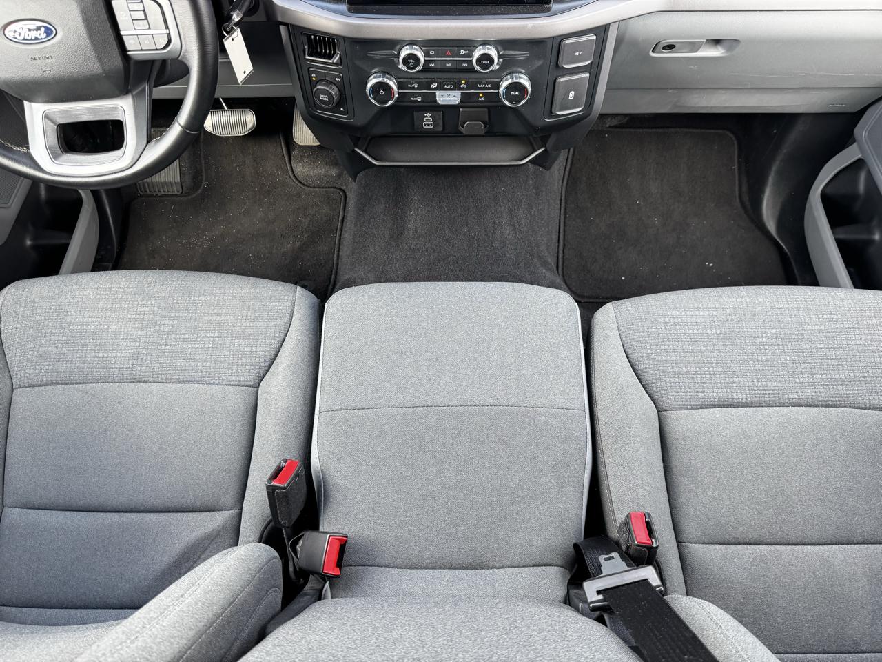 Ford F-150 XLT SuperCrew 4WD 2025