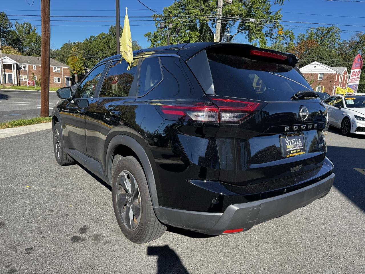 Nissan Rogue SV 2024
