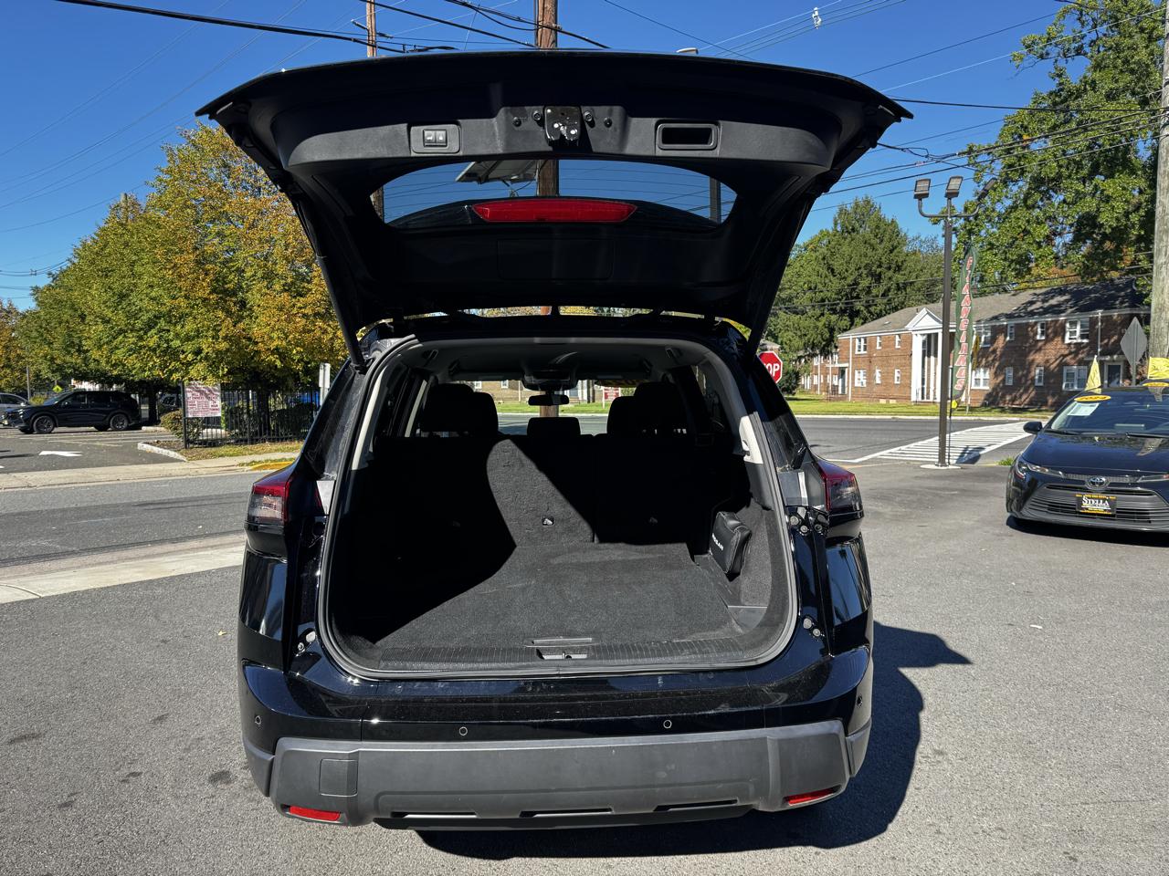 Nissan Rogue SV 2024